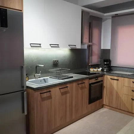 Modern In οld τown Thessalonique