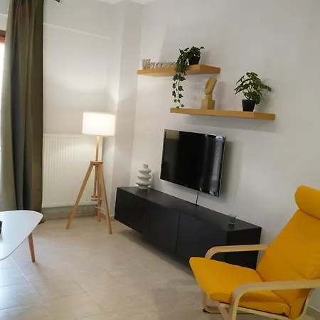Modern In οld τown Thessaloniki