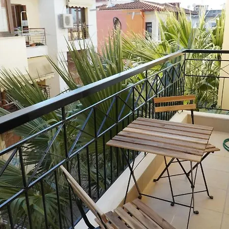 Modern In οld τown Apartment *