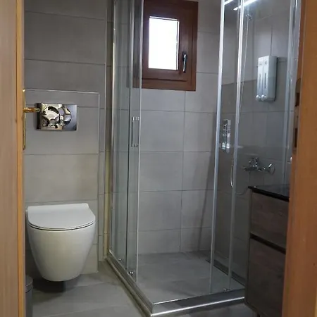 Modern In οld τown * סלוניקי